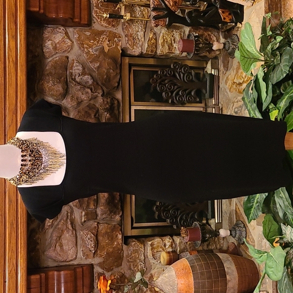 max studio black dress NWT Max Studio Textured Georgette and Velvet Maxi Dress Size Medium –  theuntamedthread.com main image 0